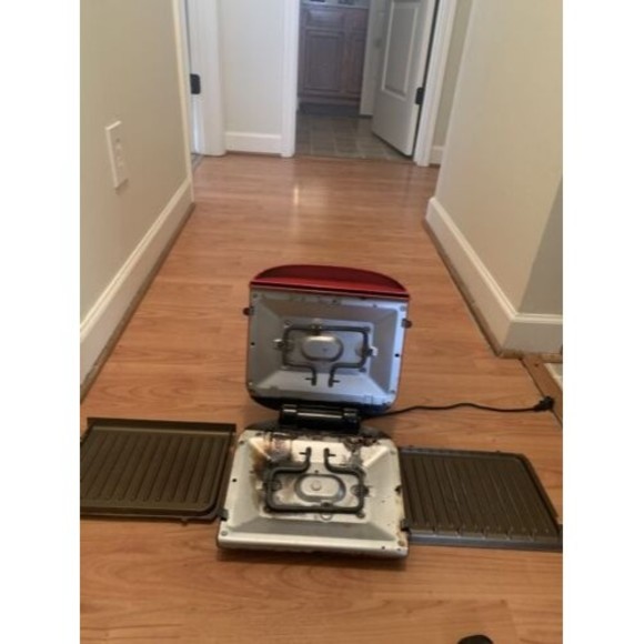 George Foreman 4 Serving Table Top Grill Red Silver with Removable Plate - Picture 7 of 8